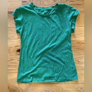 Universal Thread Kelly Green Short Sleeve Scoop Neck Tee